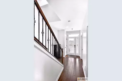 310 South Drive, North Brunswick Township, NJ 08902 - Photo 2
