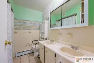 621 Cricket Ln, Woodbridge Township, NJ 07095 - Photo 16