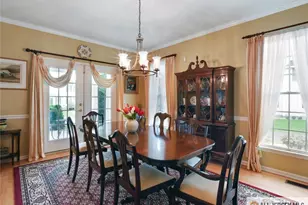 27 Bodine Dr, Cranbury Township, NJ 08512 - Photo 4