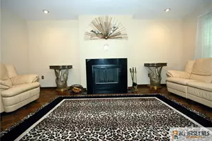 12 Dorchester Dr, Monroe Township, NJ 08831 - Photo 8