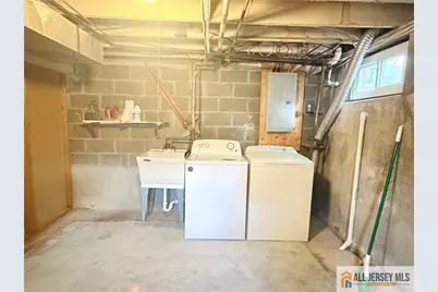 [Address not provided], Metuchen, NJ 08840 - Photo 4