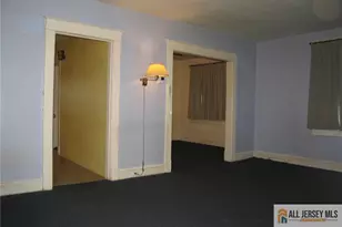 9 Elmwood Pl, North Brunswick Township, NJ 08902 - Photo 4