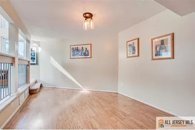 39 Sherborne Street, Franklin Township, NJ 08873 - Photo 16