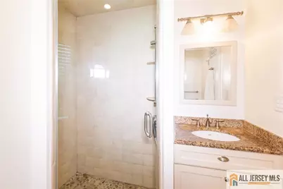 17 Heritage Court, Ewing Township, NJ 08628 - Photo 32