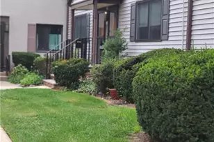 213 Rose St, Metuchen, NJ 08840 - Photo 2