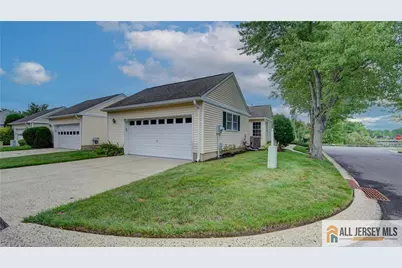 106 Blackbird Drive, Monroe Township, NJ 08831 - Photo 34