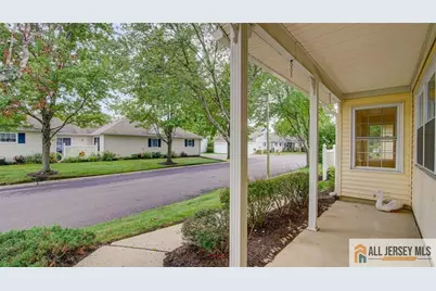 106 Blackbird Drive, Monroe Township, NJ 08831 - Photo 4
