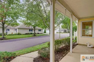 106 Blackbird Dr, Monroe Township, NJ 08831 - Photo 4