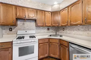 84 Diamond Ln, Old Bridge Township, NJ 08857 - Photo 18