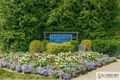 130 Winchester Way, Franklin Township, NJ 08873 - Photo 1