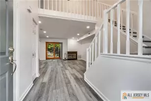 130 Winchester Way, Franklin Township, NJ 08873 - Photo 4