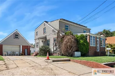 35 Lavern Street, Sayreville, NJ 08872 - Photo 2