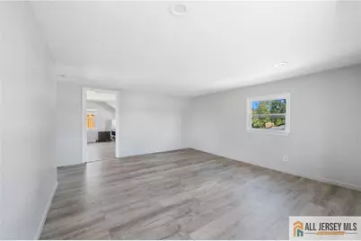 35 Lavern Street, Sayreville, NJ 08872 - Photo 10