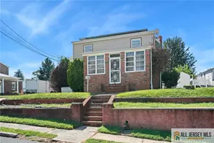 35 Lavern St, Sayreville, NJ 08872 - Photo 1