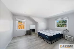35 Lavern St, Sayreville, NJ 08872 - Photo 14