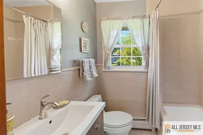 708 Sunbrite Lane, Piscataway Township, NJ 08854 - Photo 16