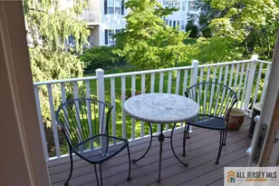 1704 Cypress Ln, East Brunswick Township, NJ 08816 - Photo 4