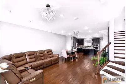 310 South Drive, North Brunswick Township, NJ 08902 - Photo 4