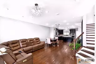 310 South Dr, North Brunswick Township, NJ 08902 - Photo 4