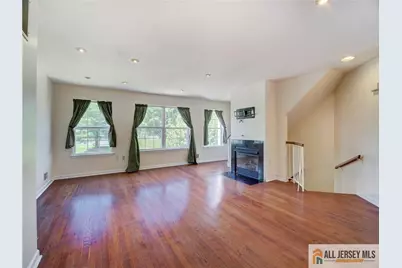 83 Nathan Boulevard #35, Sayreville, NJ 08859 - Photo 4