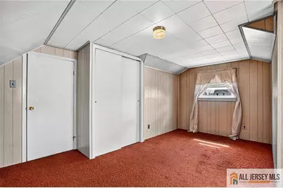 68 Oak Street, Carteret, NJ 07008 - Photo 10