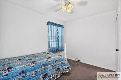 68 Oak Street, Carteret, NJ 07008 - Photo 18