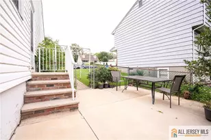 21 Pennington Ave, Colonia, NJ 07067 - Photo 8