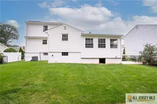 21 Pennington Ave, Colonia, NJ 07067 - Photo 6