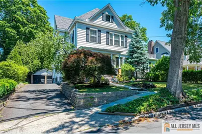 76 Spring Street, Metuchen, NJ 08840 - Photo 2