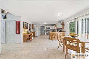 1 Launcelot Ln, Monroe Township, NJ 08831 - Photo 10