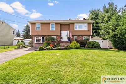 260 Pearl Place NE, South Plainfield, NJ 07080 - Photo 2