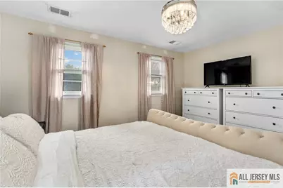 260 Pearl Place NE, South Plainfield, NJ 07080 - Photo 18