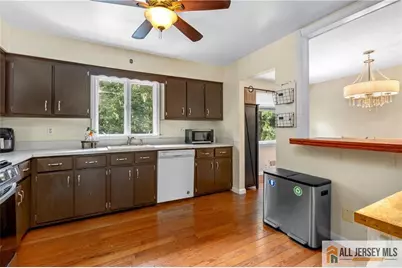 260 Pearl Place, South Plainfield, NJ 07080 - Photo 10