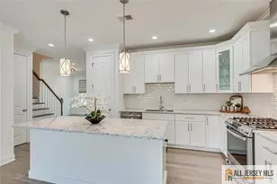 23 Dalton Pl, Edison, NJ 08817 - Photo 16