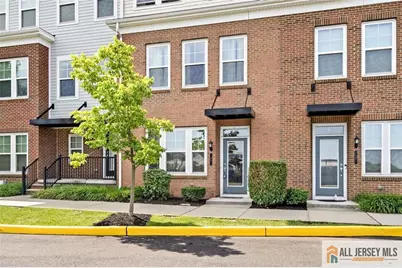 21 Green Street, North Brunswick Township, NJ 08902 - Photo 2