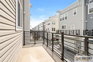 21 Green St, North Brunswick Township, NJ 08902 - Photo 14