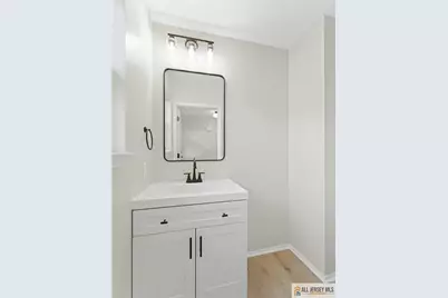 18 Spruce Street #323, Jamesburg, NJ 08831 - Photo 6
