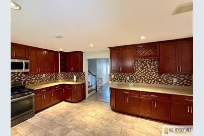 44 Drake Road, Franklin Township, NJ 08873 - Photo 6
