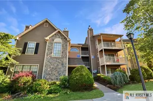 17 Lear Ct, East Brunswick Township, NJ 08816 - Photo 1