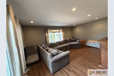 21 Drake Avenue, Monroe Township, NJ 08831 - Photo 8