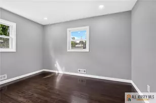 751 Rutherford Ave, Woodbridge Township, NJ 07095 - Photo 16