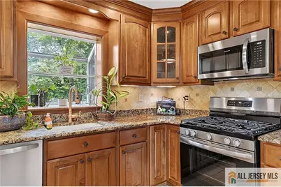 18 Lincoln Avenue, East Brunswick Township, NJ 08816 - Photo 14