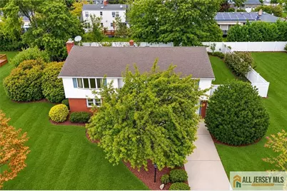 18 Lincoln Avenue, East Brunswick Township, NJ 08816 - Photo 4