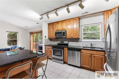 92 Woodbury Road, Edison, NJ 08820 - Photo 8