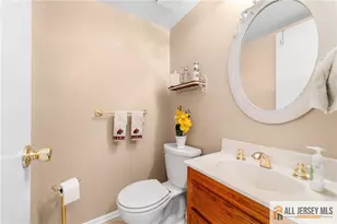 376 Stirling Dr, Monroe Township, NJ 08831 - Photo 14