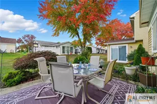 376 Stirling Dr, Monroe Township, NJ 08831 - Photo 28