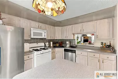 148 Abbot Court #2148, Piscataway Township, NJ 08854 - Photo 8