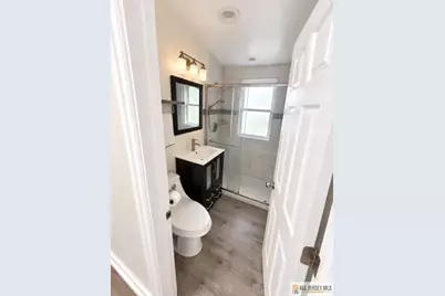 340 N 6th Avenue #1, Manville, NJ 08835 - Photo 6