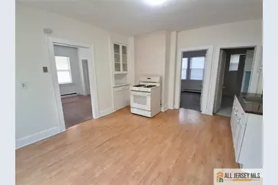 31 Obert Street #1A, South River, NJ 08882 - Photo 2