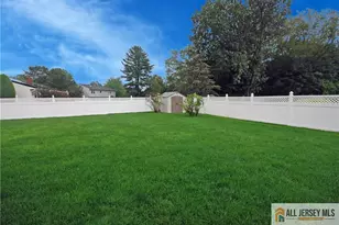 2 Janet Ct, East Brunswick Township, NJ 08816 - Photo 8